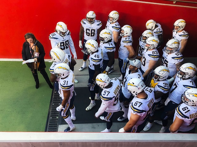 动全队革新 动全队革新