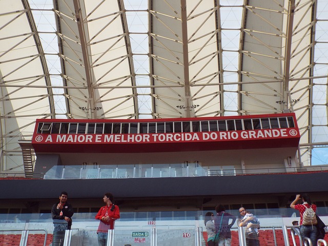 然也面临经 然也面临经